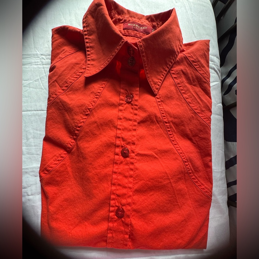Burberry Vibrant Red blouse made in Spain